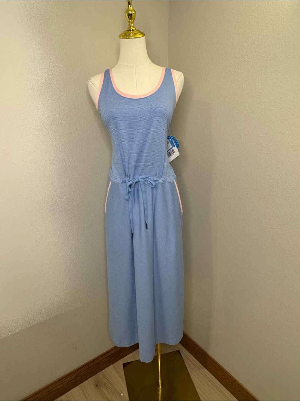Columbia Reel Relaxed Dress M UPF 50 Omni Shade Omni Wick Blue NWT